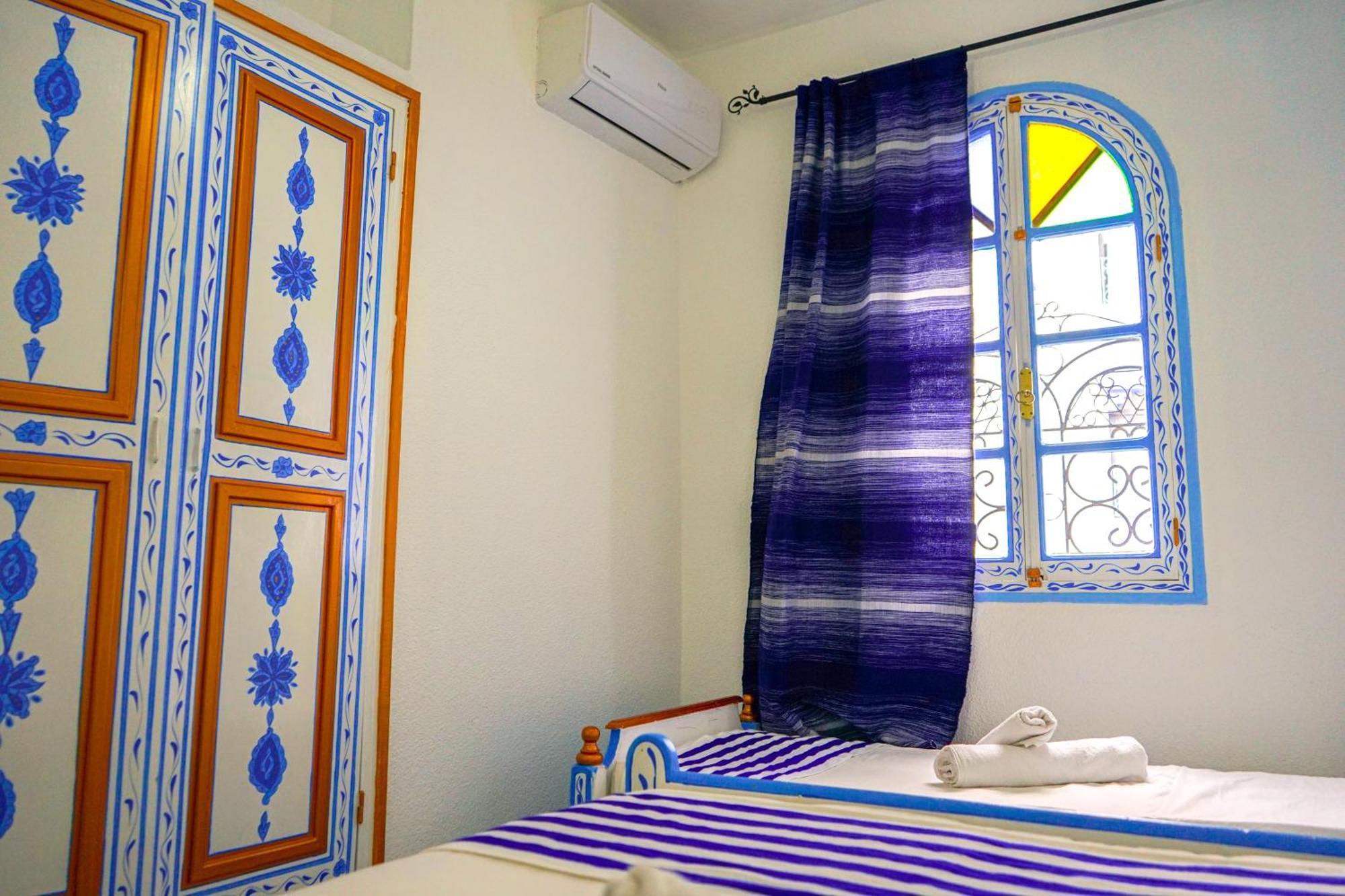 Hotel Marrakech Chefchaouen Exterior photo