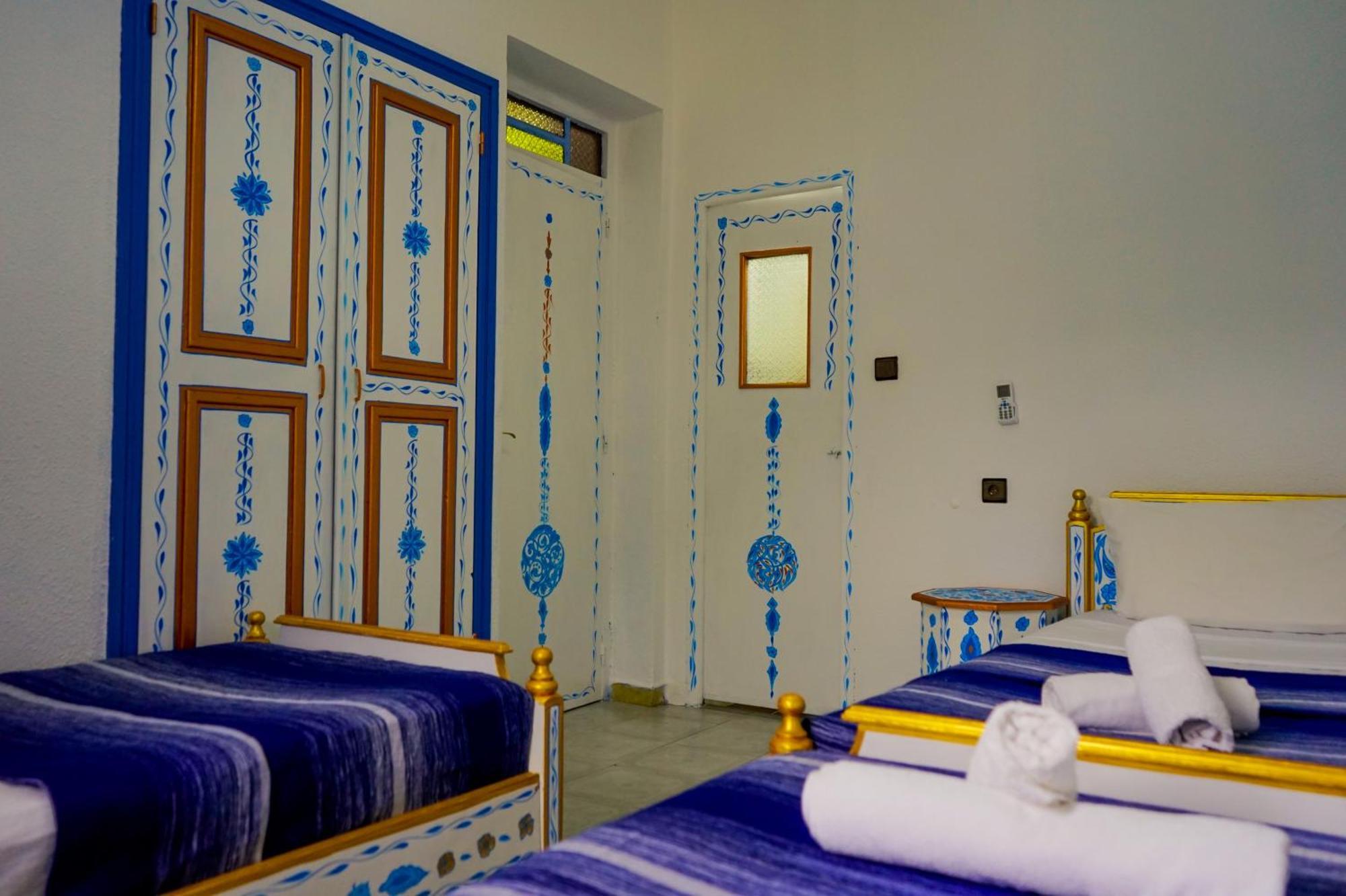 Hotel Marrakech Chefchaouen Exterior photo