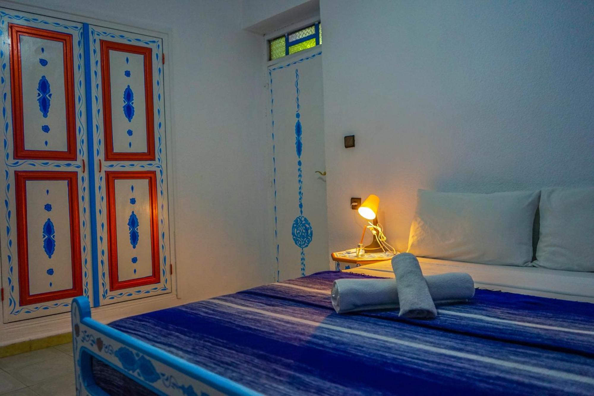 Hotel Marrakech Chefchaouen Exterior photo