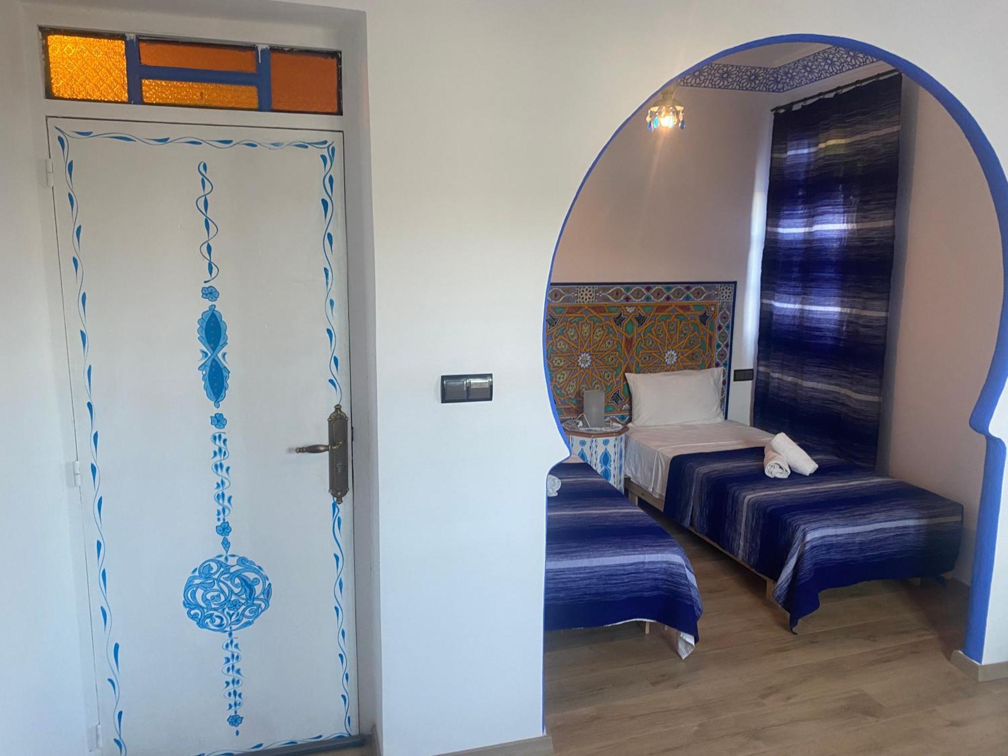 Hotel Marrakech Chefchaouen Exterior photo